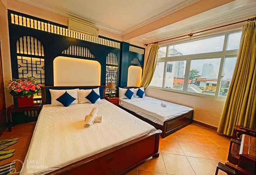 هتل Hue Pink Lotus