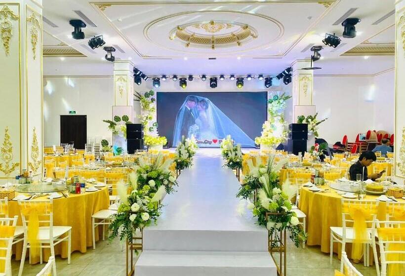 هتل Khu Nghi Duong Phu Minh Gia