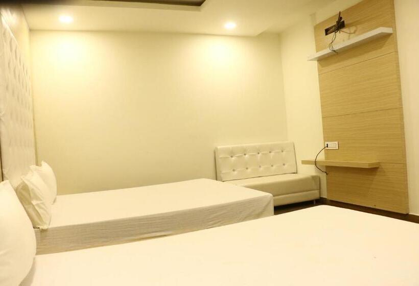 ホテル Lords Residency