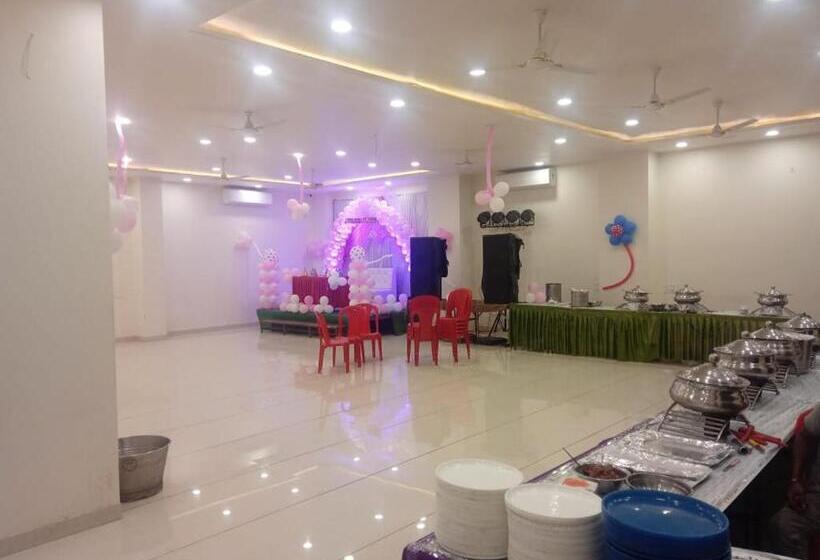 ホテル Lords Residency