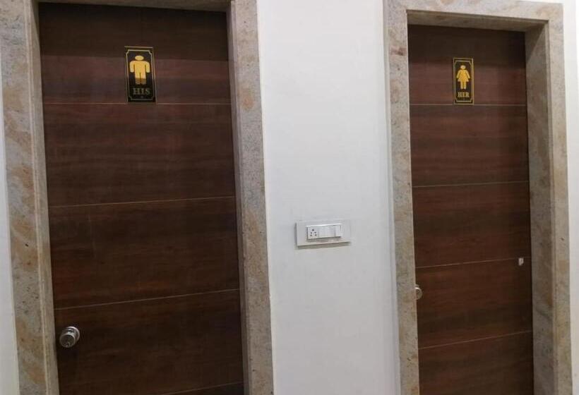 ホテル Lords Residency