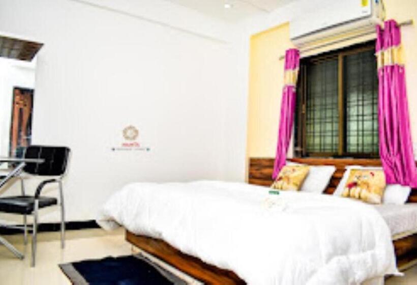 בית מלון כפרי Mamta And Lodging, Shani Shingnapur