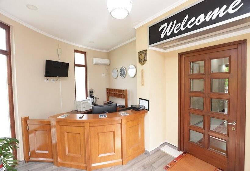 בית מלון כפרי Mema Resort