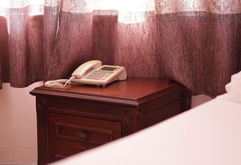 בית מלון כפרי Mema Resort