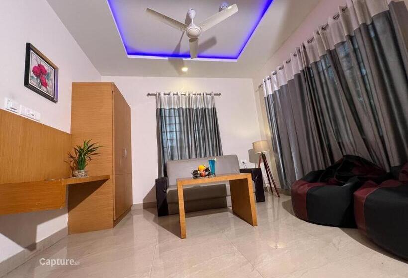 فندق Mount Avenue /concern Of Pinky Holidays