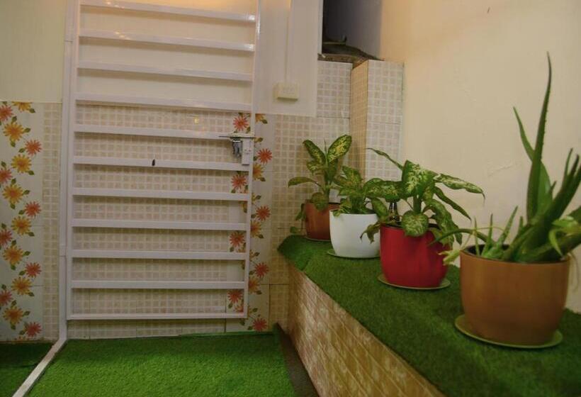 호텔 Muruz Stay Inn