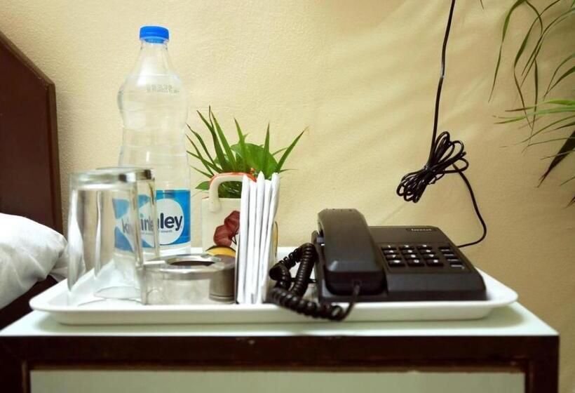 فندق New India Bhimshakar