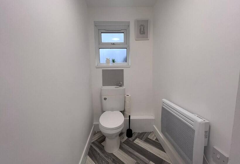 Отель Oyo Arcadia By Habitat101