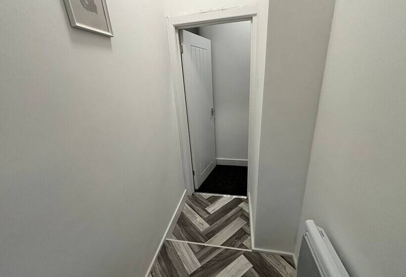 Отель Oyo Arcadia By Habitat101