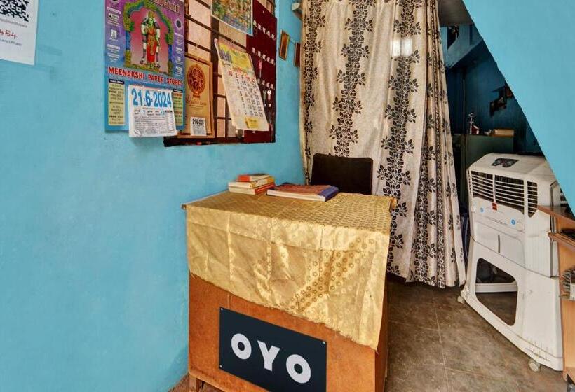 ホテル Oyo Flagship Sk Lodge