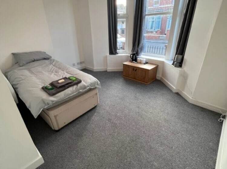 Отель Labyrinth By Habitat101