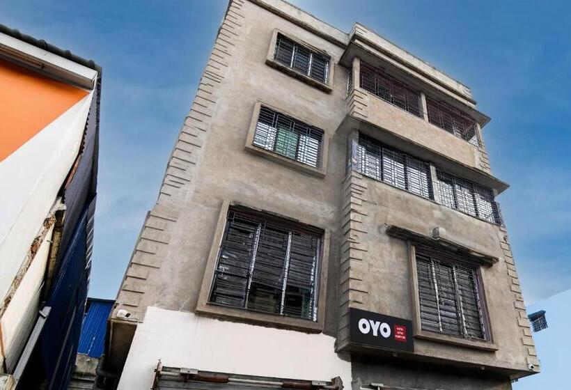 هتل Oyo Lotus Homestay