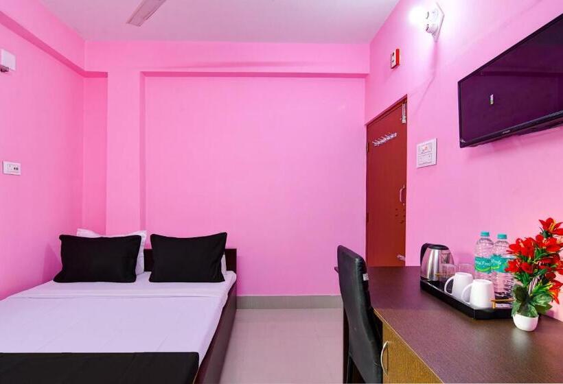 هتل Oyo Lotus Homestay