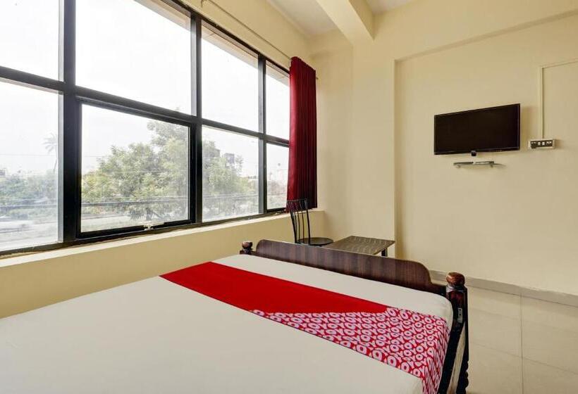 酒店 Oyo Mohith Lodge