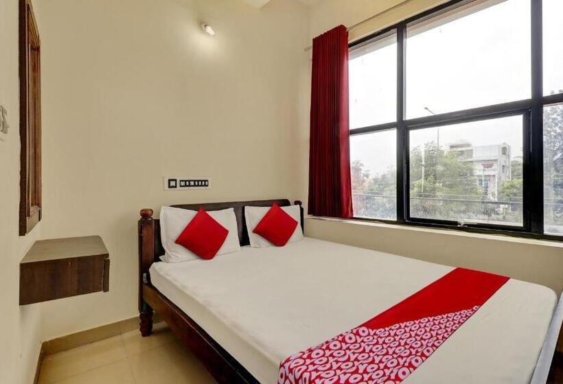 酒店 Oyo Mohith Lodge