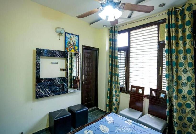 ホテル Pacific Grand