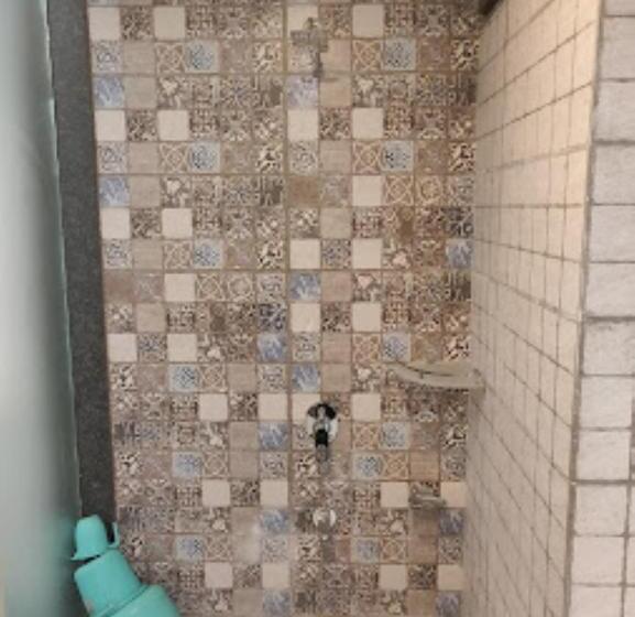 فندق Paradise, Ahmednagar