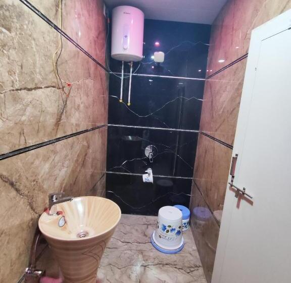 Hotel Pushpanjali Palace