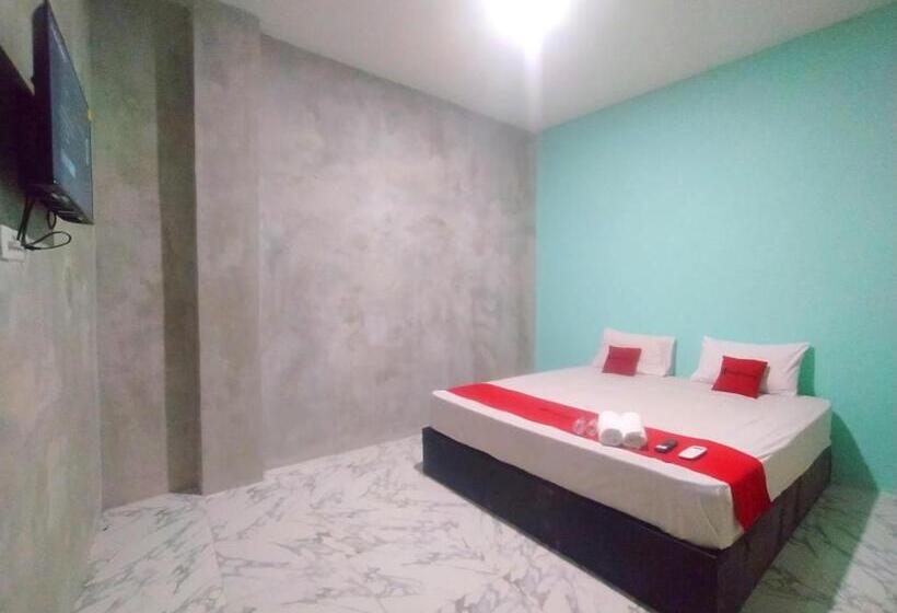 ホテル Reddoorz Syariah Near Exit Tol Bojong Pekalongan