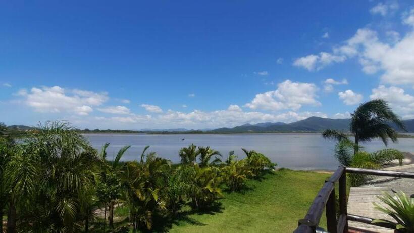 هتل Residencial Recanto Ferrugem