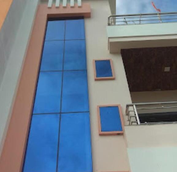 בית מלון כפרי Rw International, Hingoli