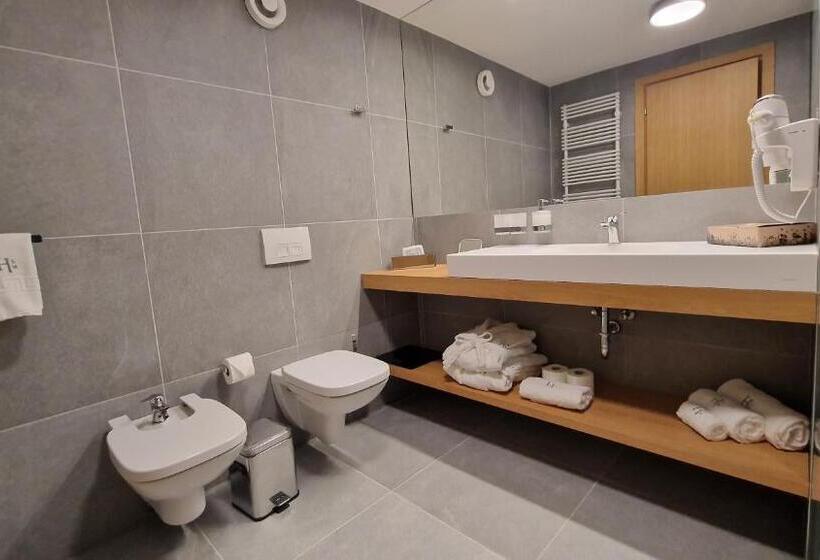 Отель Sorin Mihai