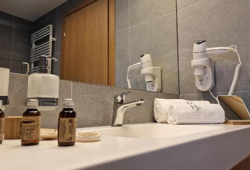 Отель Sorin Mihai