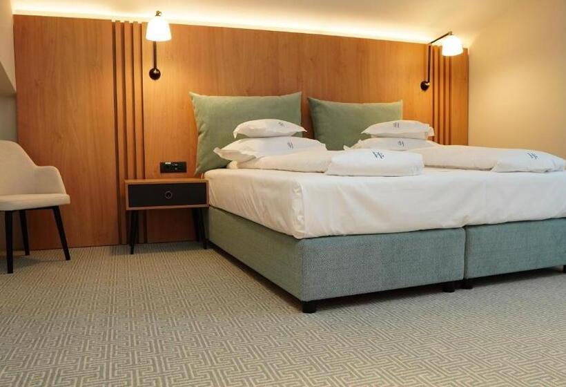 Отель Sorin Mihai