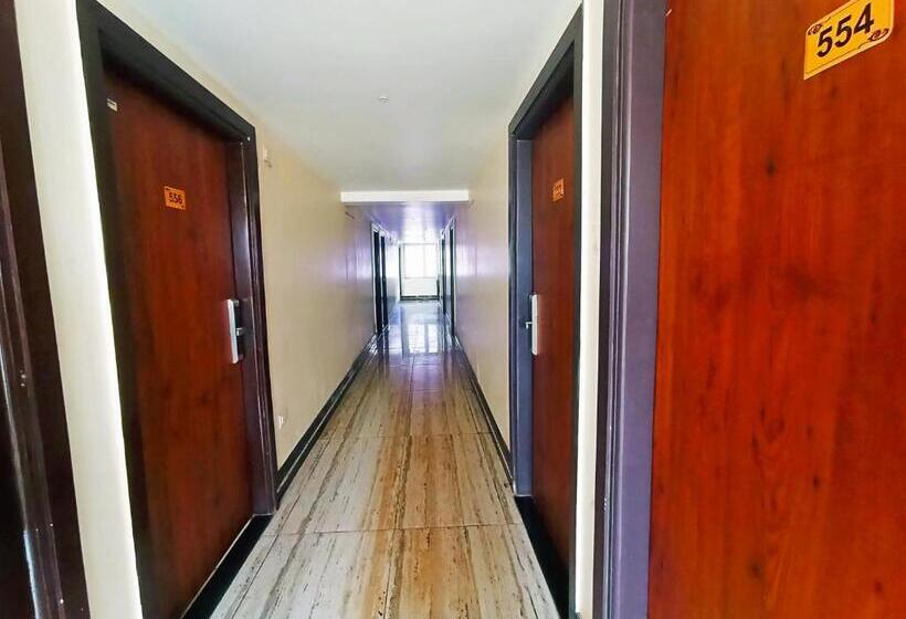 בית מלון כפרי Staymaker Balaji Gold Inn