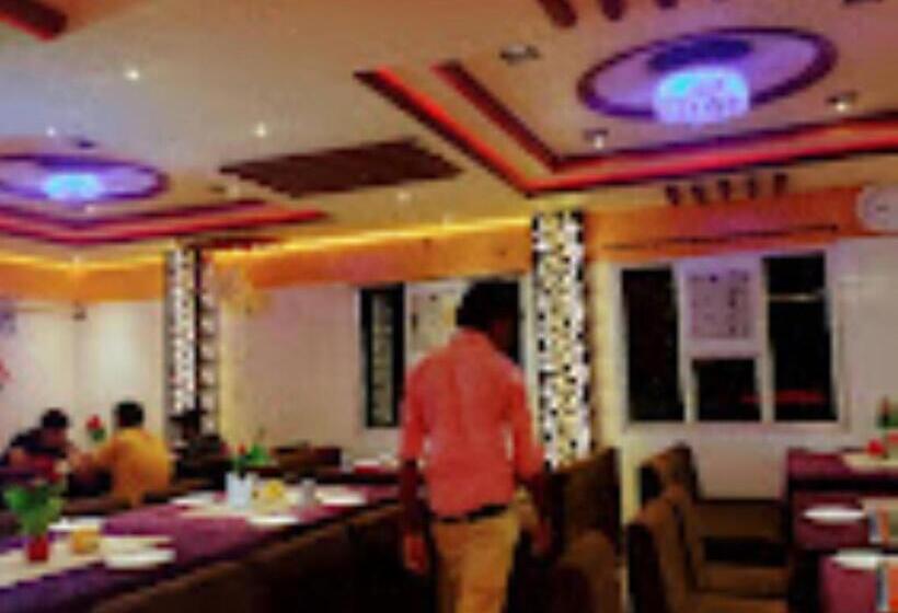 ホテル Swagatam And Restaurant, Chhattisgarh