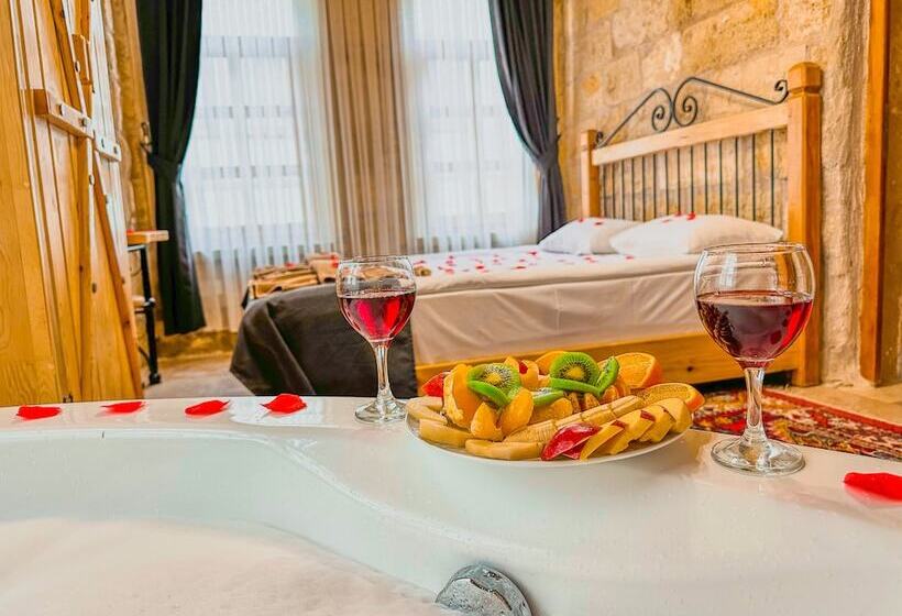 בית מלון כפרי Tantan Cappadocia House