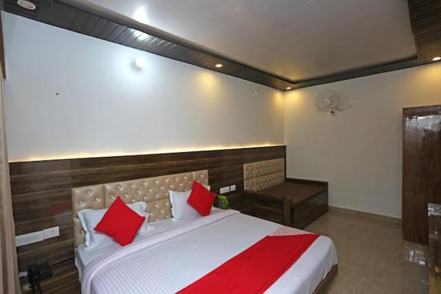 בית מלון כפרי Jbk By Prithvi   Couple Friendly Resort