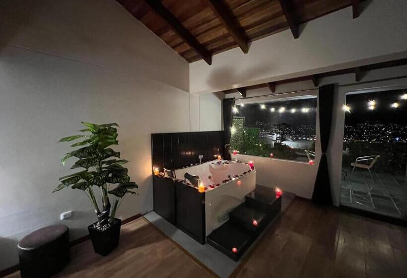 ホテル The Balcony