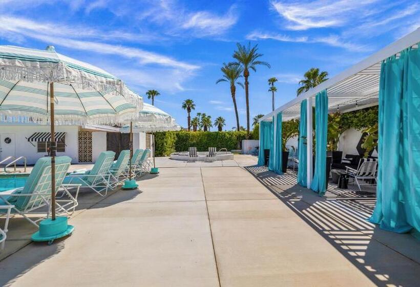 فندق The Playmate Suite  Sophisticated Tribute To Hugh S Girls