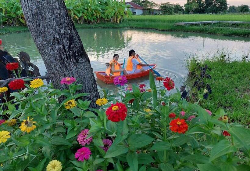 Отель Tung Na Pa Suan Farmstay