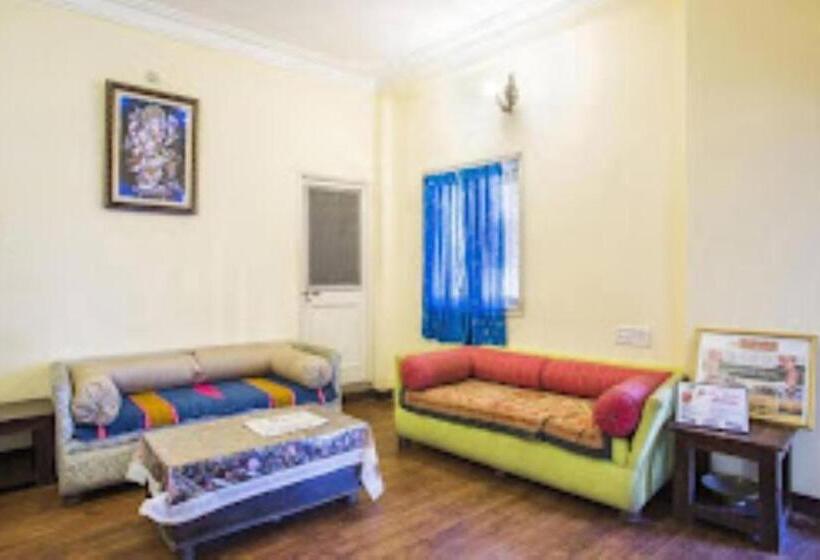 هتل Udaigarh Udaipur