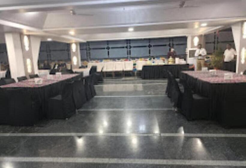 فندق Vstar, Ahmednagar