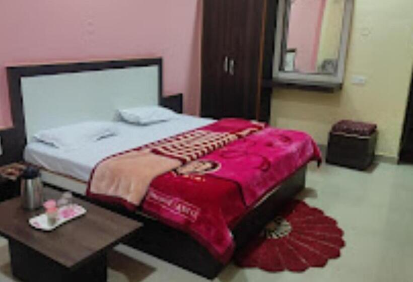 Отель Yash Palace & Ok Veg Resturant Maihar