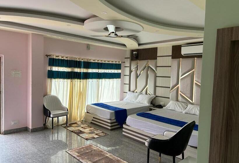 I Light Beach Resort