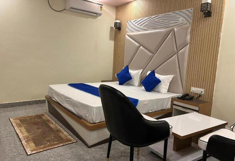 I Light Beach Resort