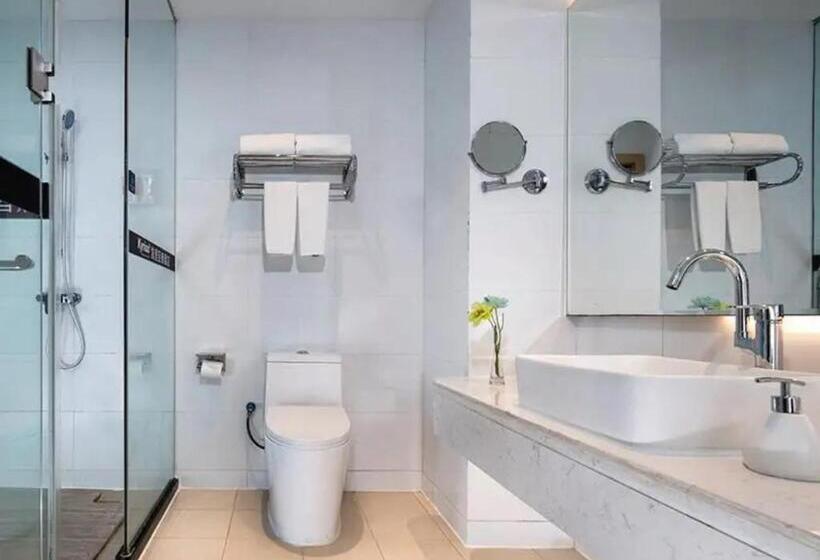 凯里亚德酒店深圳北站壹城中心店