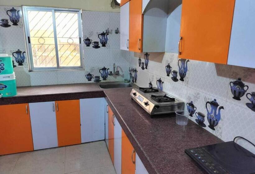 Oyo 8201 Hotel Jamuna Enclave