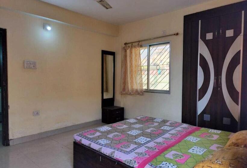 Oyo 8201 Hotel Jamuna Enclave