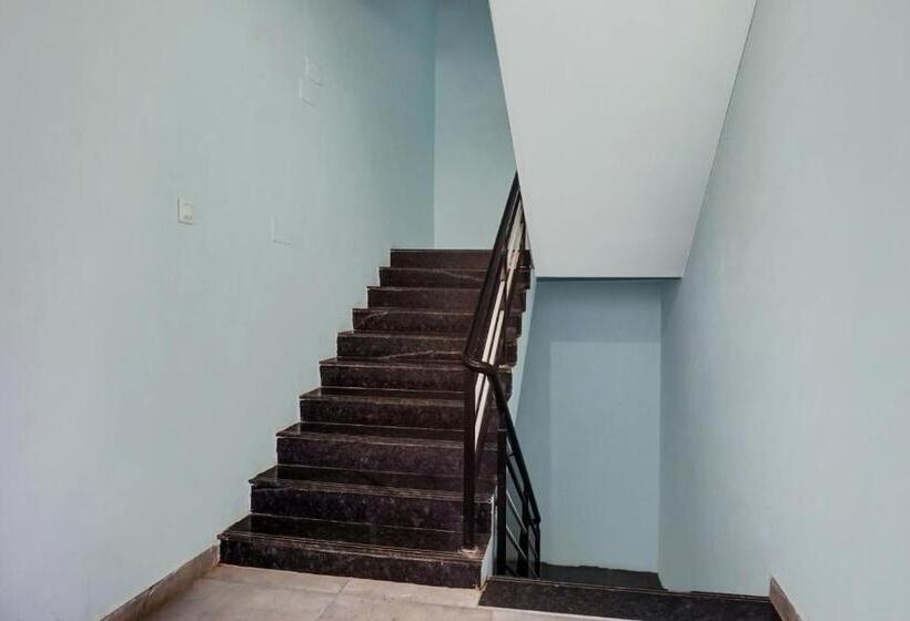 Отель O Royal Inn