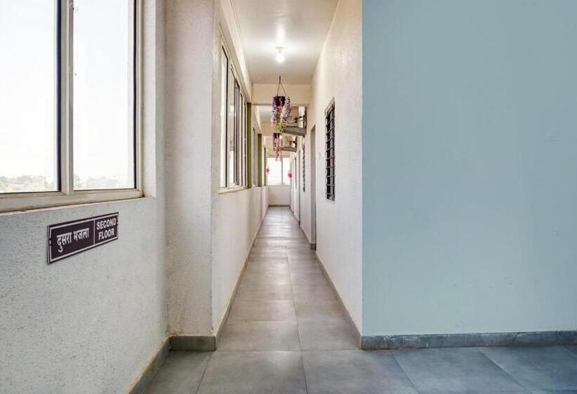 فندق O Royal Inn