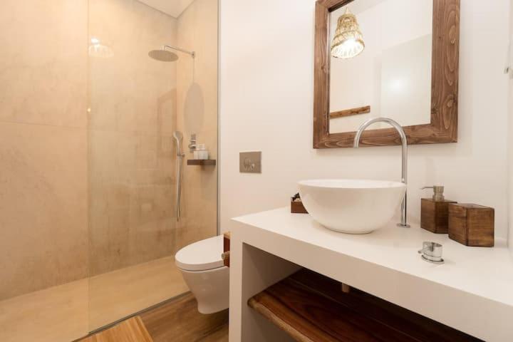 膳宿费 Anjos Paradise Eden