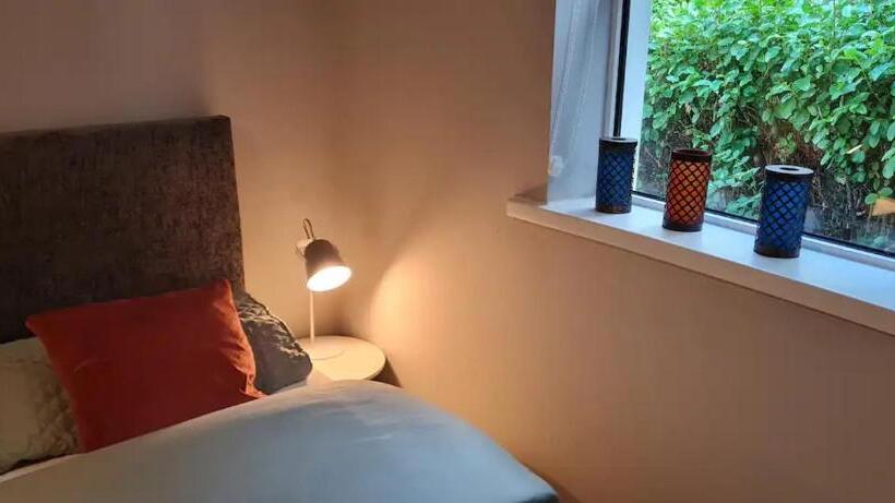 פנסיון Blima Central Rooms