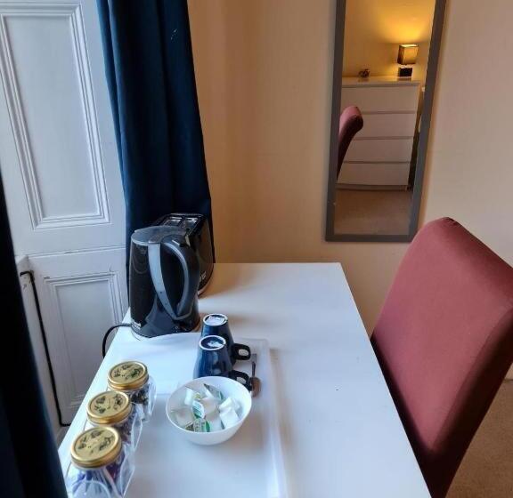 펜션 Cathcart Place Rooms