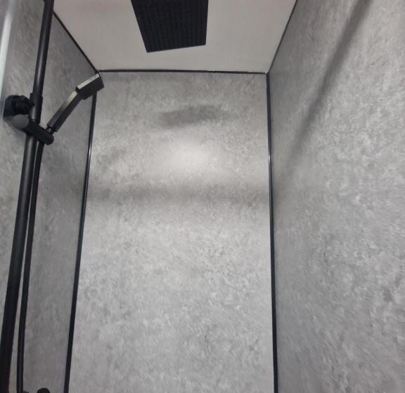 פנסיון Ensuite Accommodation