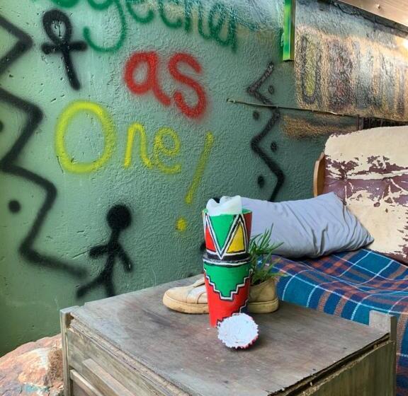 פנסיון Ewakanda African Guesthouse